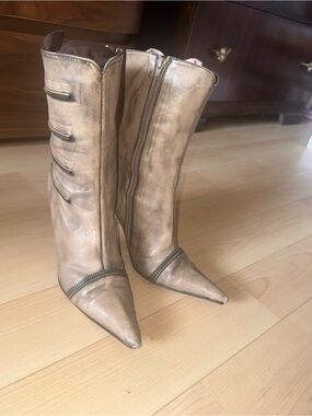 El Dantes Gray/Tan Pointed-Toe Mid-Calf Boots with Zippered Detailing
